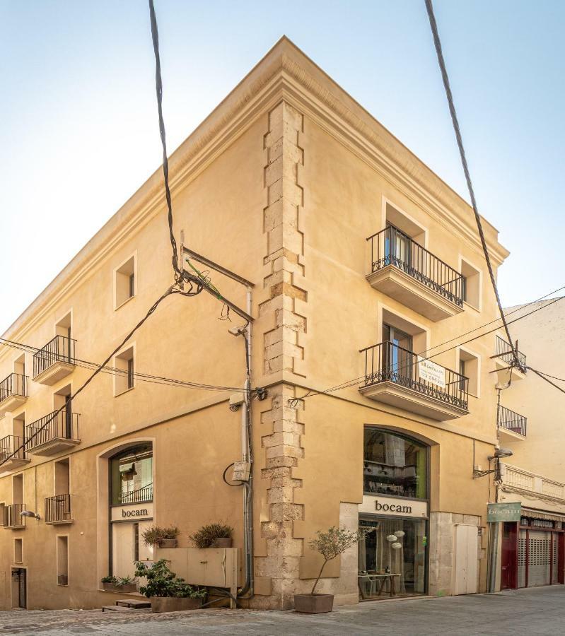 Apartaments Jonquera, 18 ฟิกวยเรส ภายนอก รูปภาพ