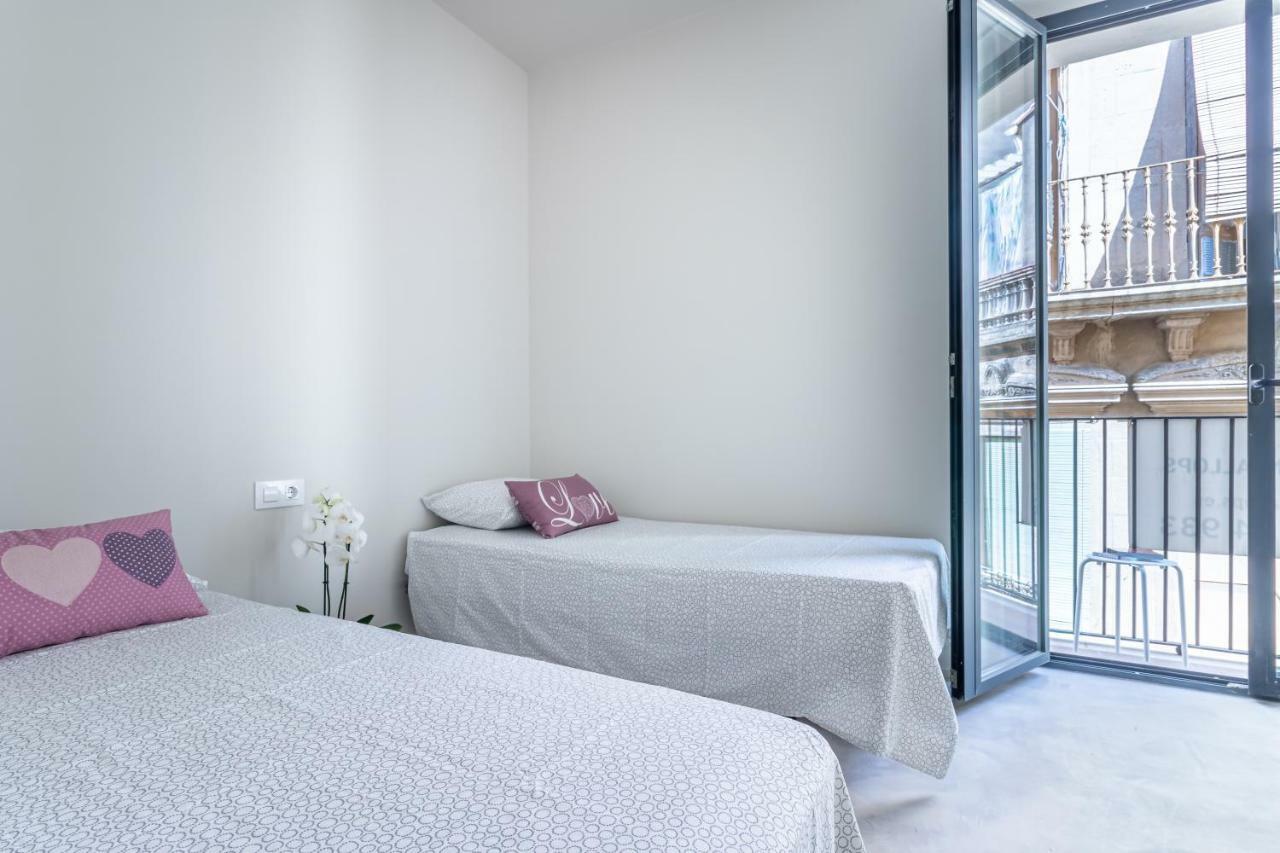 Apartaments Jonquera, 18 ฟิกวยเรส ภายนอก รูปภาพ