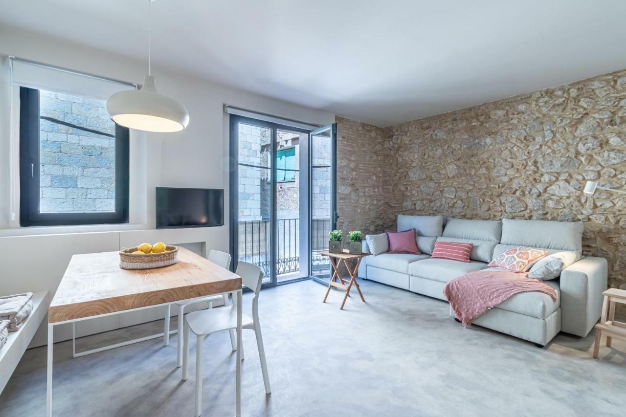 Apartaments Jonquera, 18 ฟิกวยเรส ภายนอก รูปภาพ